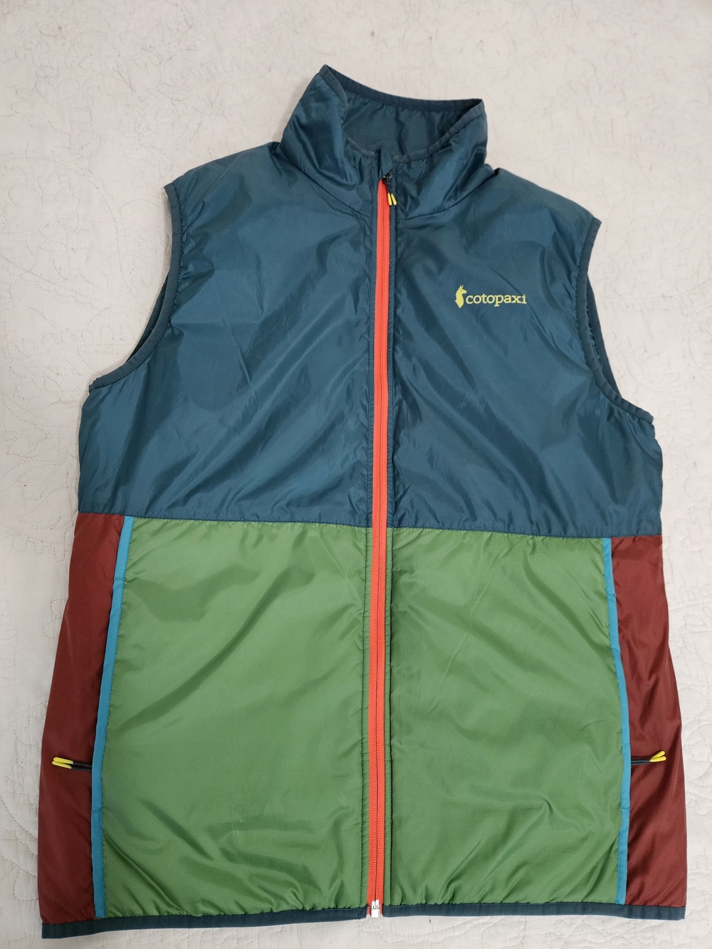 Cotopaxi Teca Calido Insulated Vest - Large **Reversible**